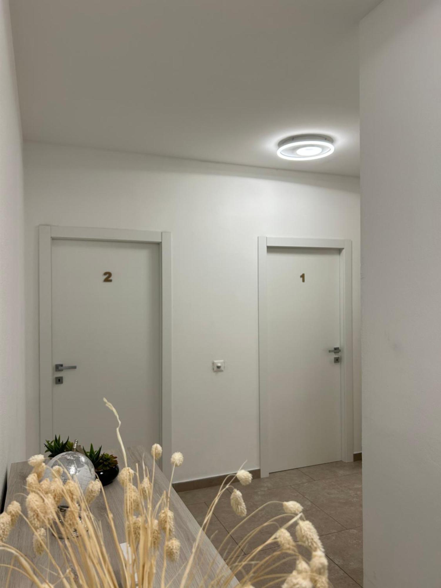 *Veranda'S Rooms* - Free Parking In Central Lugano Eksteriør bilde